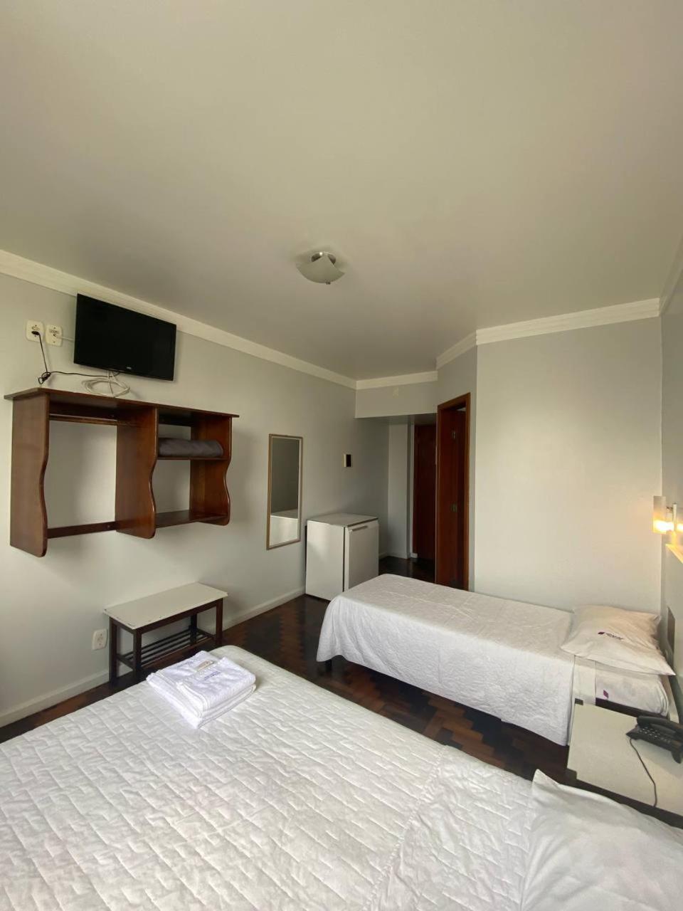 Oscar Palace Hotel - Centro De Tubarao Luaran gambar
